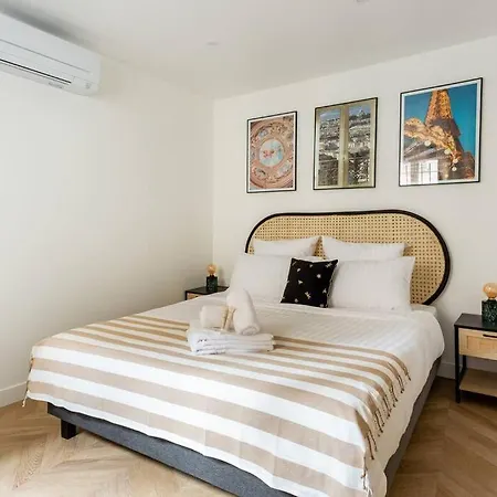 Sophiestay - Contemporary Apt- King Size Bed Apartment